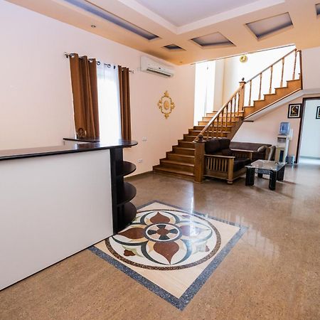 Yan Hotel Yerevan Ngoại thất bức ảnh
