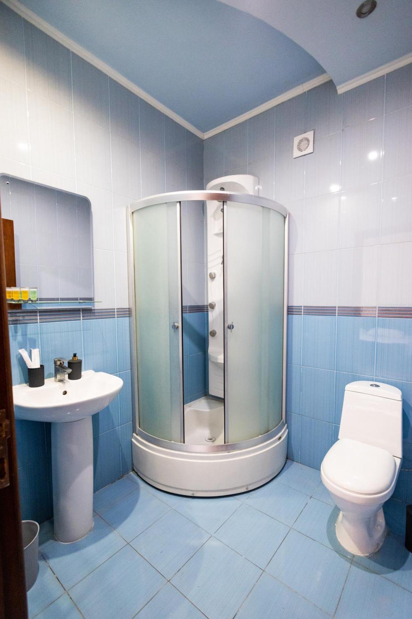 Yan Hotel Yerevan Ngoại thất bức ảnh