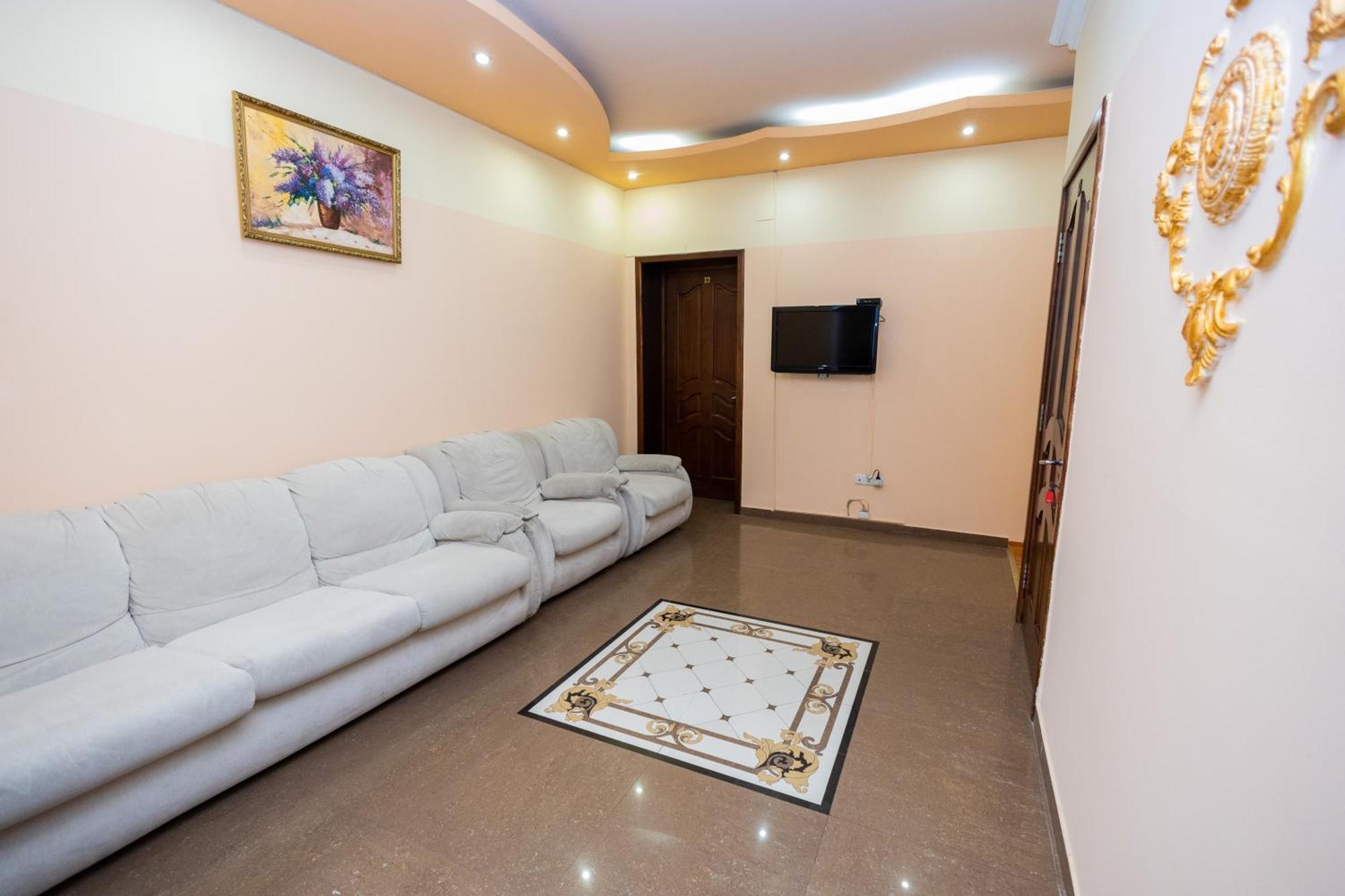 Yan Hotel Yerevan Ngoại thất bức ảnh