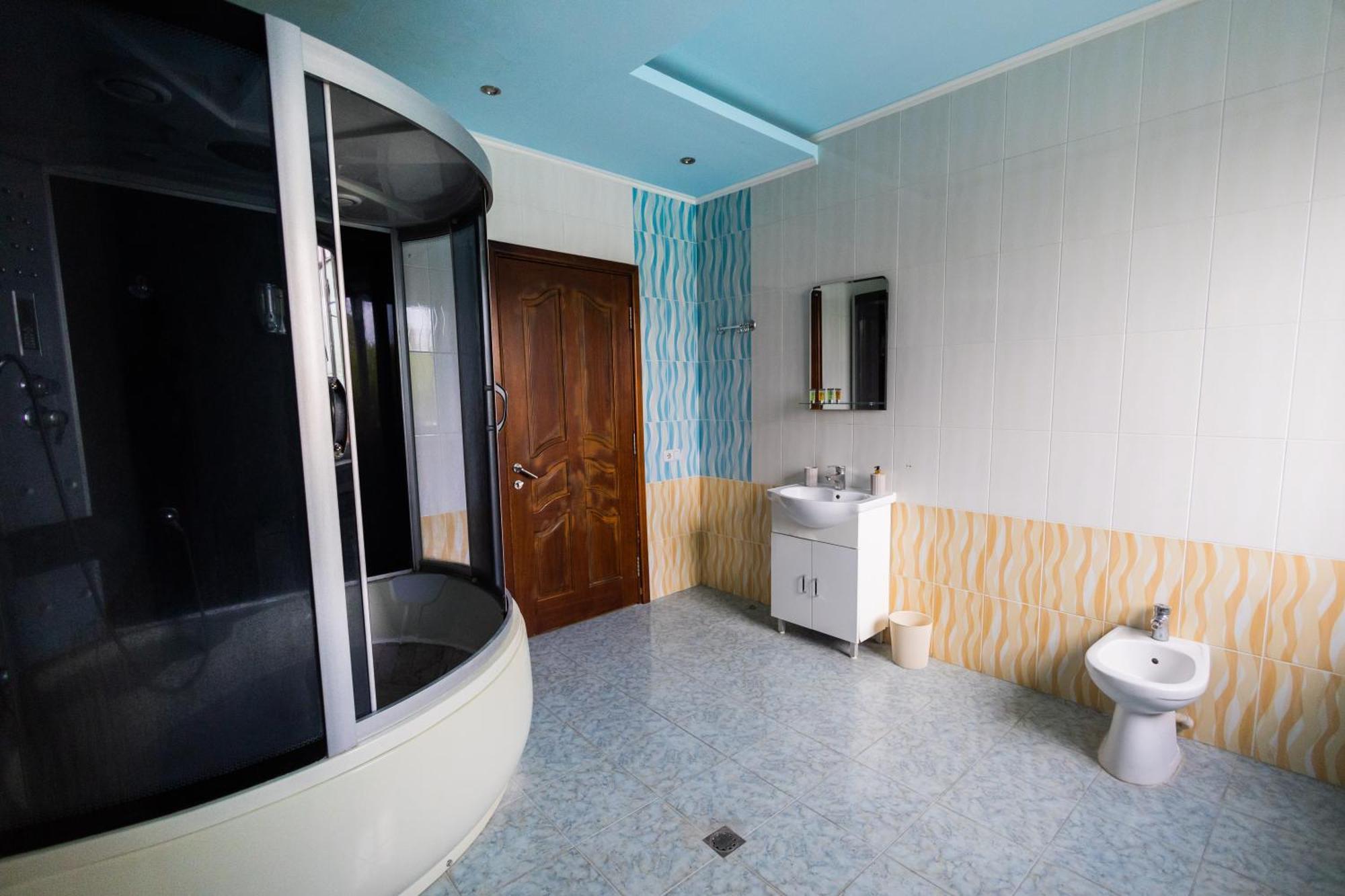 Yan Hotel Yerevan Ngoại thất bức ảnh