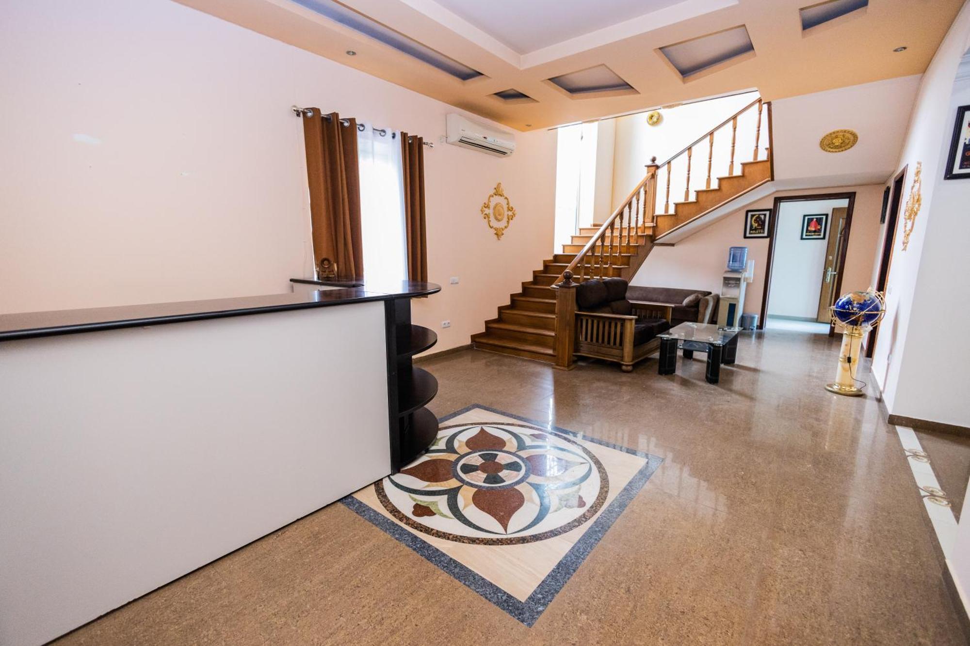 Yan Hotel Yerevan Ngoại thất bức ảnh